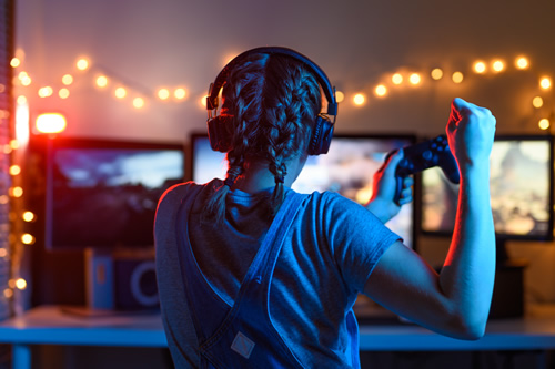 By playing the popular online video game League of Legends and then reflecting on their gaming performance, Horace Mann students will be learning critical life skills