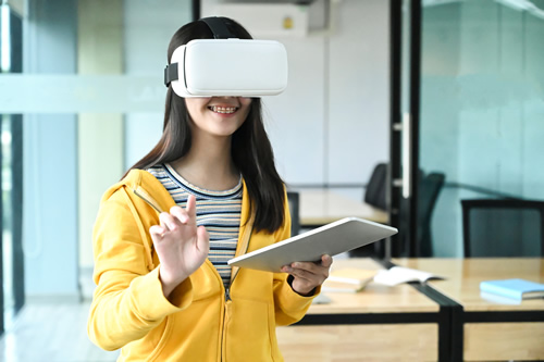 Using VR to give students engaging art education experiences isn't complicated--check out these resources to get started